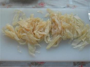 黄瓜拌海蜇丝的做法图解2