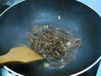 茶树菇烩肉片西芹的做法图解11
