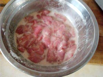莴苣炒肉片的做法步骤3