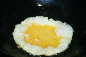 青椒炒鸡蛋的做法步骤6