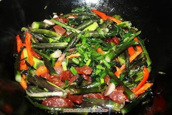 红菜苔炒腊肠的做法步骤10
