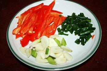 红菜苔炒腊肠的做法图解3