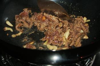 洋葱炒牛肉的做法步骤6