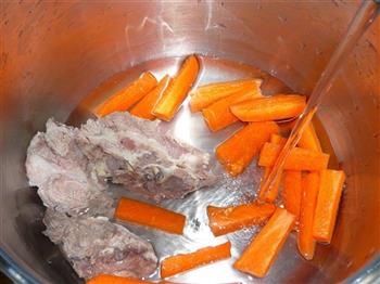 平菇牛肉丸汤的做法步骤1