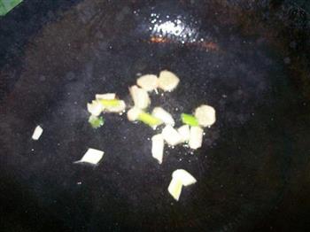 苔菜炒肉的做法图解3