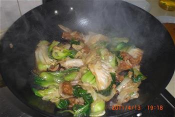 油豆腐果炒青菜的做法步骤4