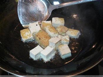 虎皮皮蛋炝豆腐的做法步骤5