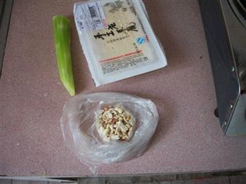 山寨宫保豆腐的做法步骤1