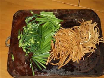 韭苔炒豆腐丝的做法步骤2