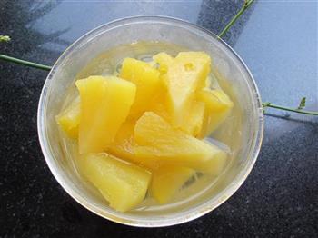 糖水菠萝的做法步骤4