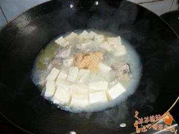鱼骨架豆腐汤的做法图解5
