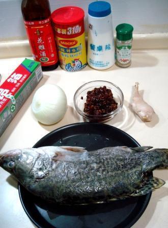 酱料烤鱼的做法步骤1