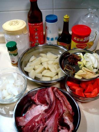 咖喱土豆牛肉的做法步骤1