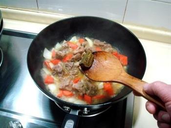 咖喱土豆牛肉的做法步骤12