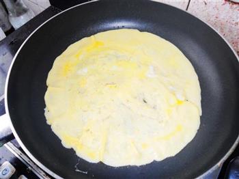香煎鸡蛋葱油卷的做法步骤2