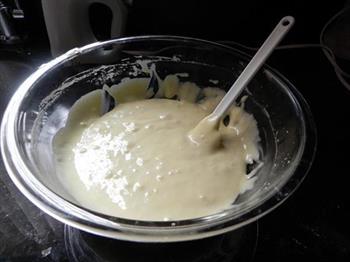 蜂蜜海绵小蛋糕的做法步骤5