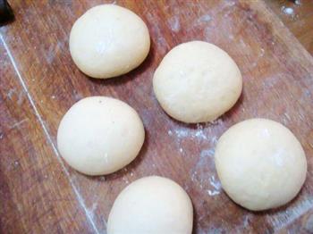 红糖芝麻花样面包的做法步骤9