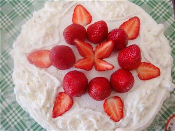 草莓奶油蛋糕的做法步骤12