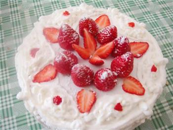 草莓奶油蛋糕的做法步骤13