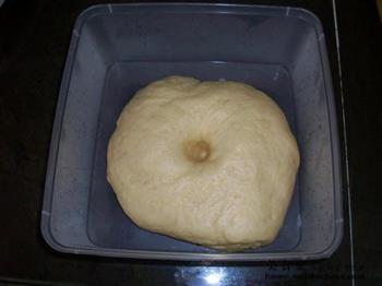 超薄葡萄干面包的做法图解3