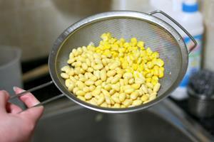 布丁玉米豆浆的做法图解1