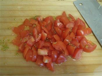 番茄肉酱乌冬面的做法步骤2