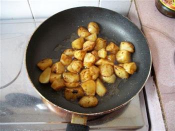 土豆焖饭的做法步骤7