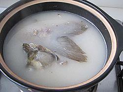 鱼头鱼尾豆腐汤的做法图解6