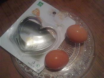 爱心煎鸡蛋的做法步骤1