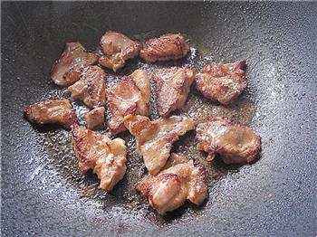 红绿双蔬配猪颈肉的做法步骤4