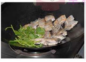 家常煮带鱼的做法步骤4