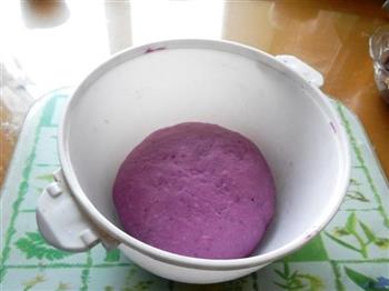 紫薯花包的做法步骤3