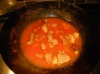 西红柿炖牛腩的做法步骤9