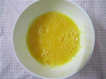 黄瓜炒火腿鸡蛋的做法步骤3