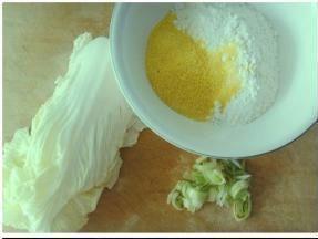 混合面疙瘩汤的做法步骤1