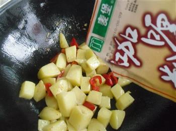 咖喱土豆饭的做法步骤5