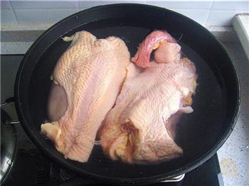 鸡肉海带汤的做法步骤2