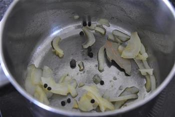 芦笋蘑菇滑鸡饭的做法图解2