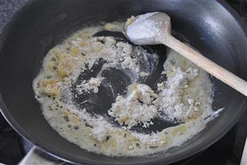 芦笋蘑菇滑鸡饭的做法步骤8