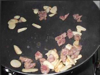 肉片炒豆角的做法步骤3