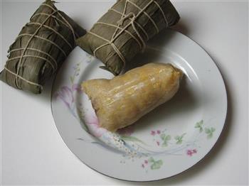 广式蛋黄肉粽的做法步骤10