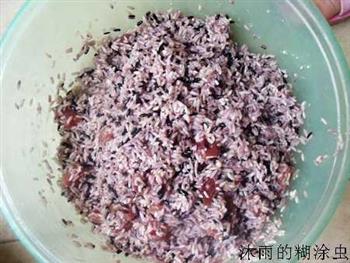 黑白糯米鲜肉粽的做法步骤4