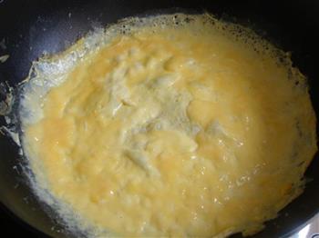 紫菜鱼茸蛋包饭的做法步骤5