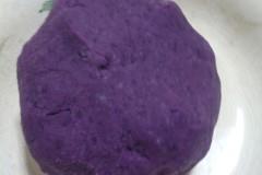 南瓜紫薯包的做法步骤2