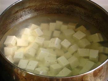 香椿芽拌豆腐的做法步骤5