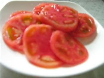 桂花糖拌西红柿的做法步骤3