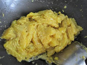 咸鸭蛋黄焗南瓜的做法步骤8