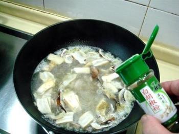 松茸鸡肉浓汤的做法步骤7