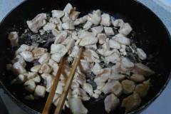 咖喱鸡丁的做法步骤5