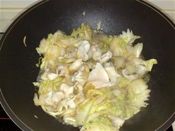 海螺炒白菜的做法步骤7
